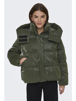 Only Bergen Life Kadın Oversize Yeşil Puffer Mont Günlük Şişme Ceket Uzun Kol Regular Fit