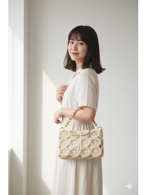 El Yapımı Boncuk Sap Detaylı Kadın Kol Çantası