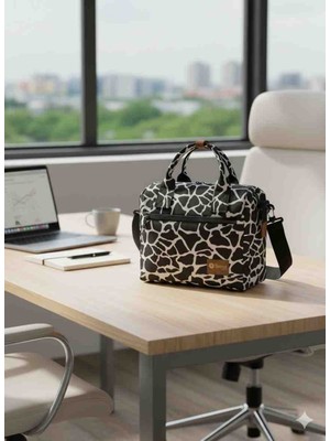 Brandbaby Anne Bebek Bakım Çantası Su Geçirmez Termal 26 cm Yükseklik ve 16 cm Genişlik