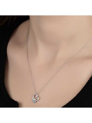Ucarticaret Swarovski Taşlı Gümüş Kalp Bayan Kolye