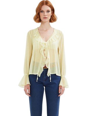 Ersefa Şifon Dokulu Kadın Gömlek Fırfırlı V Yaka Uzun Ispanyol Kol Detayları Zarif Tasarım Modern