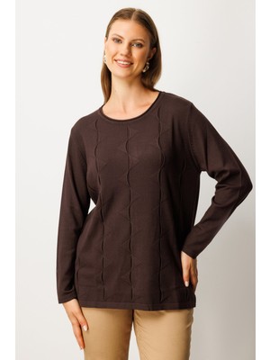 On Kadın Büyük Beden Kendinden Desenli Triko Kazak 65329 Kahverengi