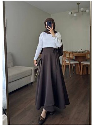 Molly Nelly Kadın Yandan Bağlamalı Uzun Kahverengi Kloş Skuba Etek Örme Kumaş ile Şık Tasarım