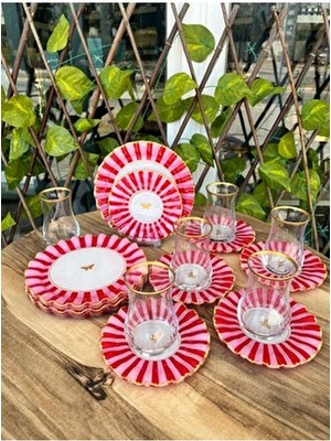 Pembe Kelebek Desenli 18 Parça Cam Çay Keyfi Servis Tabakları Yuvarlak Şekil