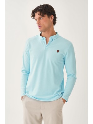 Düğme Detaylı Yarım Yaka Uzun Kollu T-Shirt