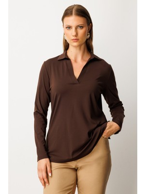 On Kadın Büyük Beden Polo Yaka Basic Bluz 61332 Kahverengi