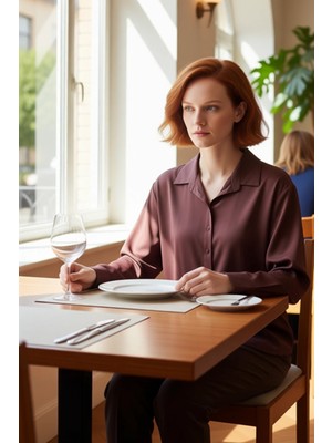 FRM Kadın Oversize Dokuma Gömlek Uzun Kollu Düz Desenli Konforlu Giysi Seçeneği Sunar Kaliteli