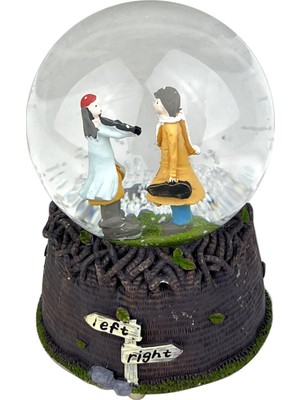 Bıyıklı Tobacco Kemancı Aşıklar Işıklı ve Müzikli Kar Küresi