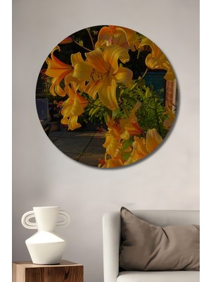 Teona Ahşap Sarı Zambakların Büyülü Dansı Ahşap Dekoratif Tablo Yağlı Boya Görünümlü Yuvarlak Tablo