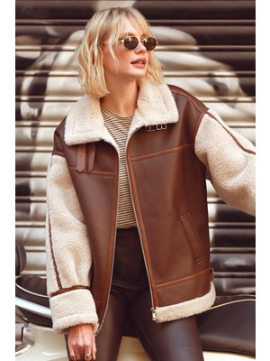 Derimod Helsinki Kadın Kahverengi Kısa Teddy Mont 25WGP5317FF