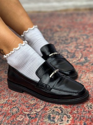 Delos  Deri Toka Detaylı Siyah Rugan Kadın Loafer