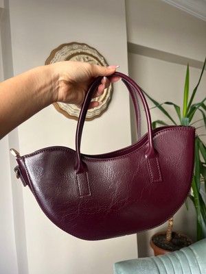 Milen Bordo Askılı Rugan Çanta
