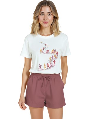 Color Luxe Kadın Beyaz Relaxed Fit %100 Pamuk Tişört – Suluboya Koşu & Bisikletçi Çizgisel Baskılı