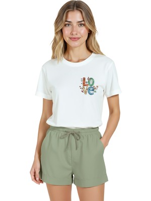 Color Luxe Kadın Beyaz Relaxed Fit %100 Pamuk Tişört – Floral “love” Minyatür Suluboya Baskılı