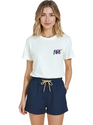 Color Luxe Kadın Beyaz Relaxed Fit %100 Pamuk Tişört – Renkli “art” Suluboya Baskılı