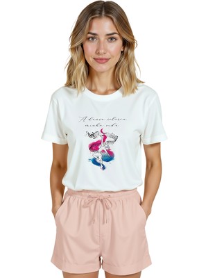 Color Luxe Kadın Beyaz Relaxed Fit %100 Pamuk Tişört – Suluboya Dansçı & Müzik Illüstrasyonlu