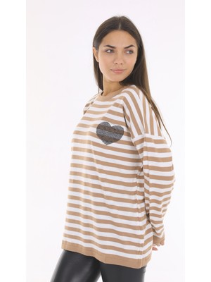 Alışveriş Sokağı Oversize Kalp Desenli Çizgili Ince Triko Bluz