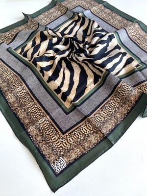 Levidor Tivil Saf Ipek Eşarp 49204 Zünrüt Yeşil Karışık Desen