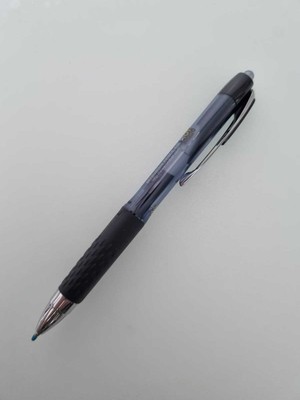 Uni-Ball Roller Kalem Signo 207 Micro Jel Mekanik 0.5 mm Siyah (1 Adet)