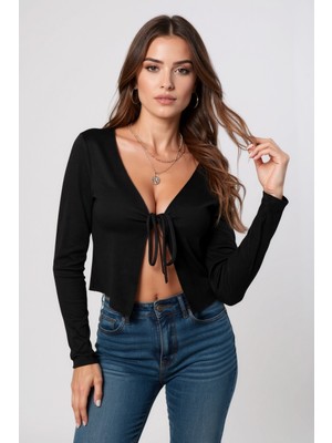 Hello Papana Kadın Siyah Uzun Kollu Önden Bağlama Detaylı Crop Top Bluz – Şık, Rahat ve Kolay Kombinlenebilir