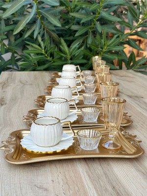 Hediye Köşkü 30 Parça 6 Kişilik Papatya Tepsili Sunumlu Kahve Seti