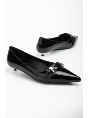 Dilimler Ayakkabı Kadın Kısa Topuklu Ayakkabı Siyah Rugan Minik Ökçeli Bantlı