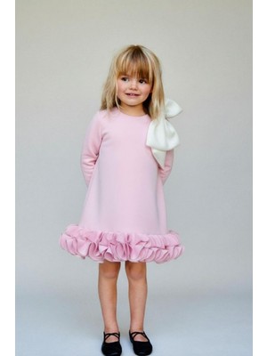 Magu Kız Çocuk Pamuklu Pudra Fırfır Detaylı Fiyonk Aksesuarlı Elbise – Özel Gün Şıklığı