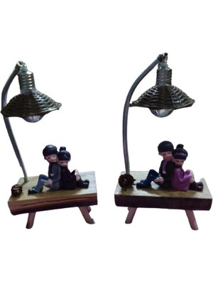 Stumbanng Sokak Lambası Altındaki Sevgili Çift Işıklı Biblo