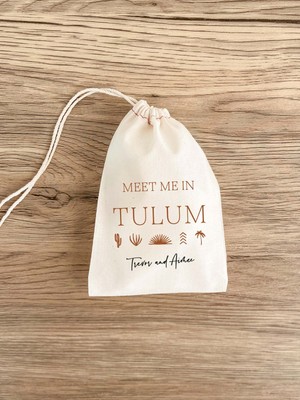 Ninastore Düğün Karşılama Çantası: Kişiselleştirilmiş Tulum Hangover Kiti - Muslin