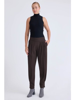 Vitrin Yüksek Bel Piliseli Bilek Boy Pantolon