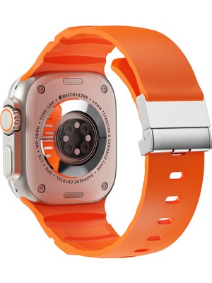 Five-E Apple Watch 7 45MM Paslanmaz Metal Tokalı Hipoalerjenik Silikon Spor Kordon Kayış