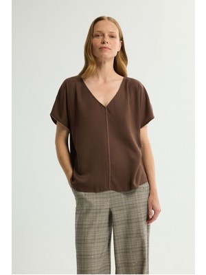 Love My Body V Yaka Boncuk Detaylı Bluz Kahve 115L9379001