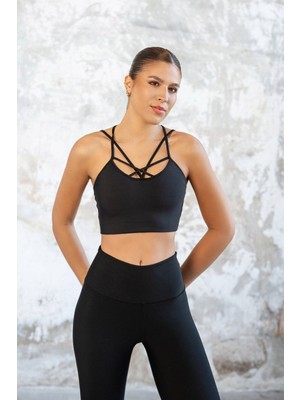 Alışveriş Sokağı Dekolte Ip Detaylı Dalgıç Kumaş Spor Büstiyer