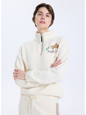 Discovery Expedition Krem Dik Yaka Relaxed Baskılı Sweatshirt Kadın Şık