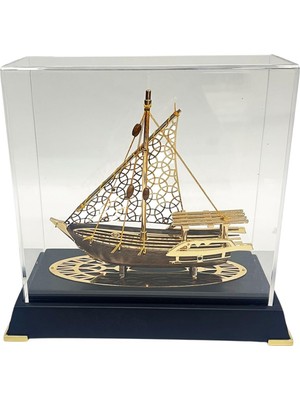 Dünyadan Hediyeler Pirinç Yelkenli Gemi Altın Kaplama Katar Dhow Teknesi Deri Kutulu 23CM No.2
