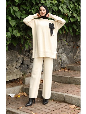 Triko Çiçek Detaylı Tunik Pantolon Ikili Takım 1028-01 Bej