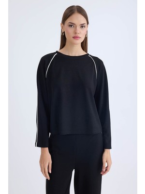 Yuvarlak Yaka Şeritli Uzun Kol Bluz