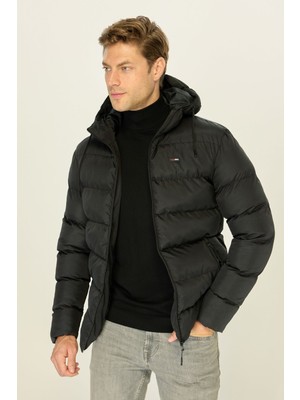 Erkek Siyah Elyaflı Rüzgar Geçirmez Spor Kışlık Şişme Mont