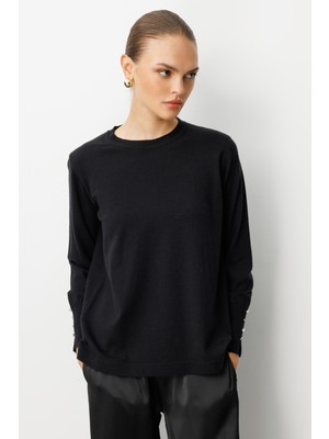 Mizalle Kol Düğmeli Siyah  Yuvarlak Yaka Ince Triko Kazak