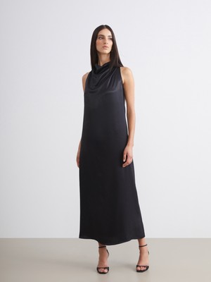 Soulife Dökümlü Yaka Saten Elbise