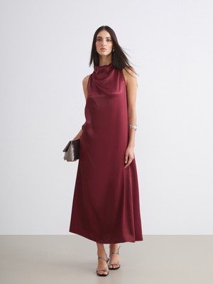 Soulife Dökümlü Yaka Saten Elbise