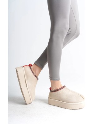 Joy Ayakkabı Leıla Bağcıksız Düz ve Kalın Taban Içi Kürklü Kısa Süet Kadın Bot  Ckt - Krem