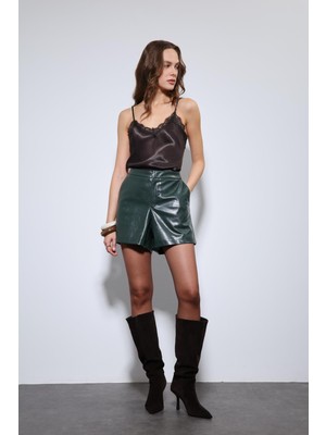 Antioch Yeşil Yüksek Bel Suni Deri Şort