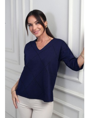 By Saygı Kadın V Yaka Baklava Desenli Yarım Kol Simli Bluz