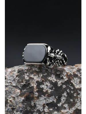 Prestige Akrep Figürlü Oniks Taşlı 925 Ayar Gümüş Yüzük 902359