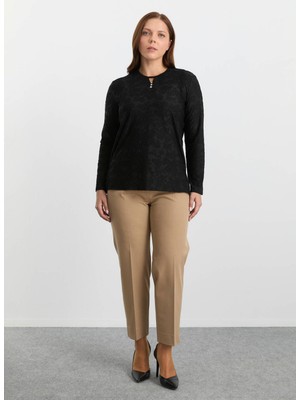 Selen Bisiklet Yaka Desenli Siyah Kadın Bluz 25KSL8209