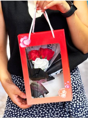 Lenostra Sevgiliye Hediye - Sevgiliye Cicek - Kırmızı Kutusunda Gül Buketi - Sevgiliye Ozel Hediye