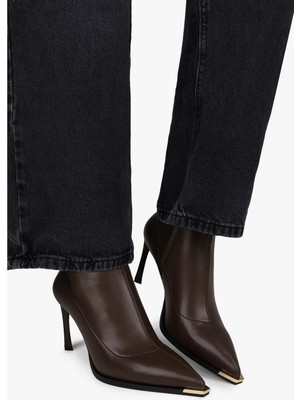 Shoeberry Kadın Belin Kahve Cilt Önü Metal Detaylı Streç Topuklu Bot