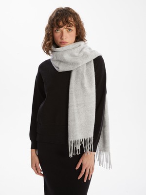 Lc Waikiki Yeni Sezon Düz Püsküllü Kadın Atkı