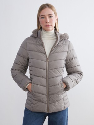 Lc Waikiki Yeni Sezon Kürklü Kapüşonlu Kadın Şişme Mont